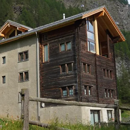 Capricorn **** Apartamento *